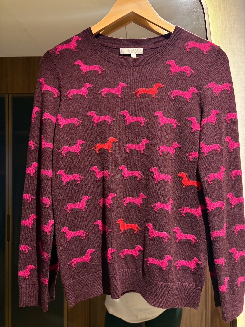 🇬🇧🐶Hobbs London Burgundy Crewneck Sweater Pink & Red Dachshund Dogs🐶🇬🇧